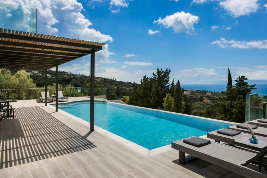 Color Villas-New Villa Green At Trapezaki With Private Pool Mousata Eksteriør billede