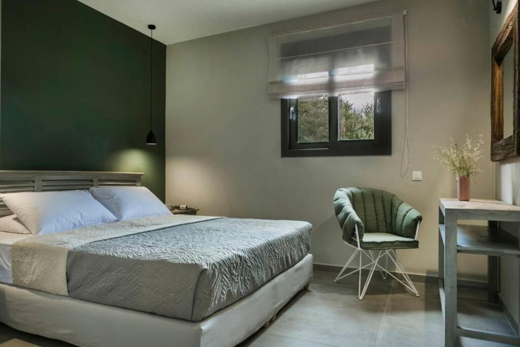 Color Villas-New Villa Green At Trapezaki With Private Pool Mousata Eksteriør billede