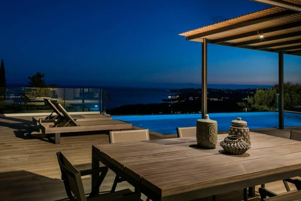 Color Villas-New Villa Green At Trapezaki With Private Pool Mousata Eksteriør billede